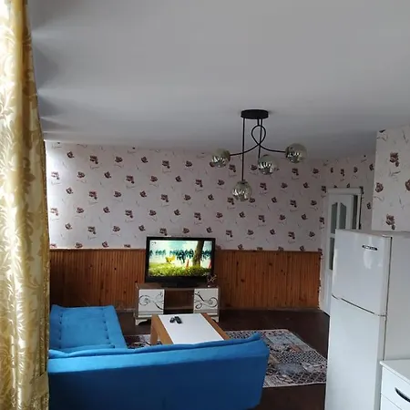 Ueskuedar Carsi *
